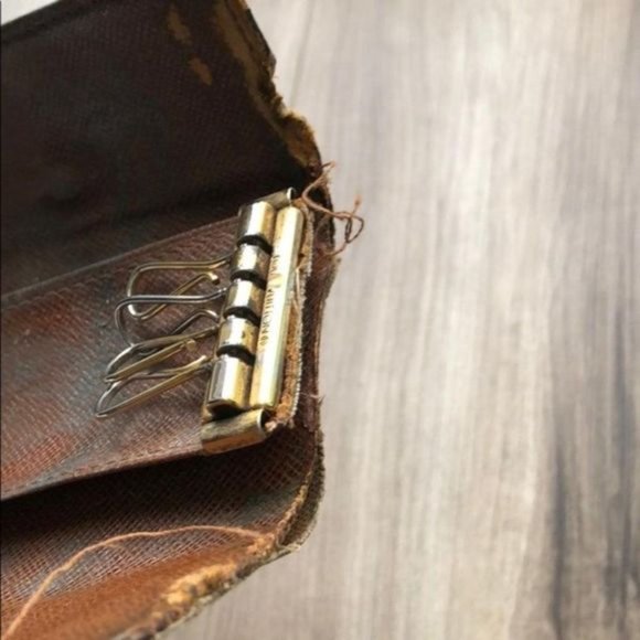 Louis Vuitton Monogram Key Holder/Wallet #374💥PRICE DROP💥 - Picture 6 of 8